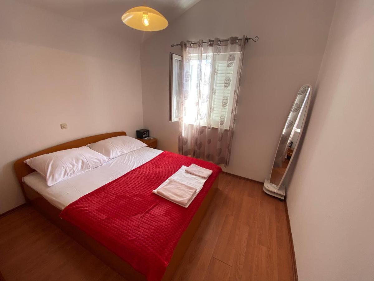 Apartmani Anita Starigrad Paklenica Dış mekan fotoğraf