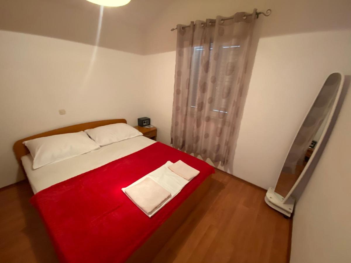 Apartmani Anita Starigrad Paklenica Dış mekan fotoğraf