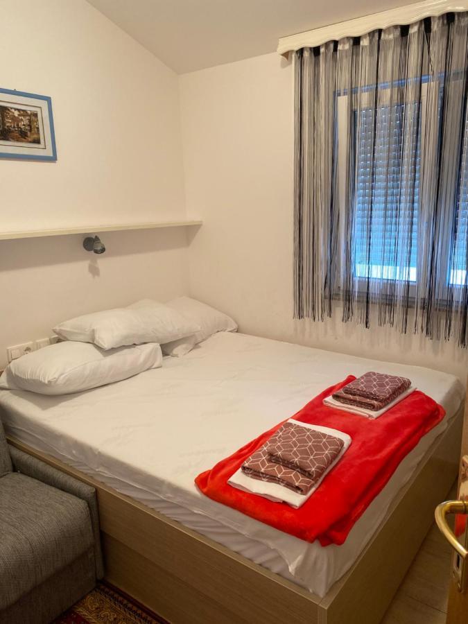 Apartmani Anita Starigrad Paklenica Dış mekan fotoğraf